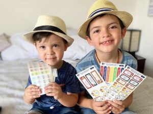 5 tipos de etiquetas escolares personalizadas que todo niño necesita para el colegio
